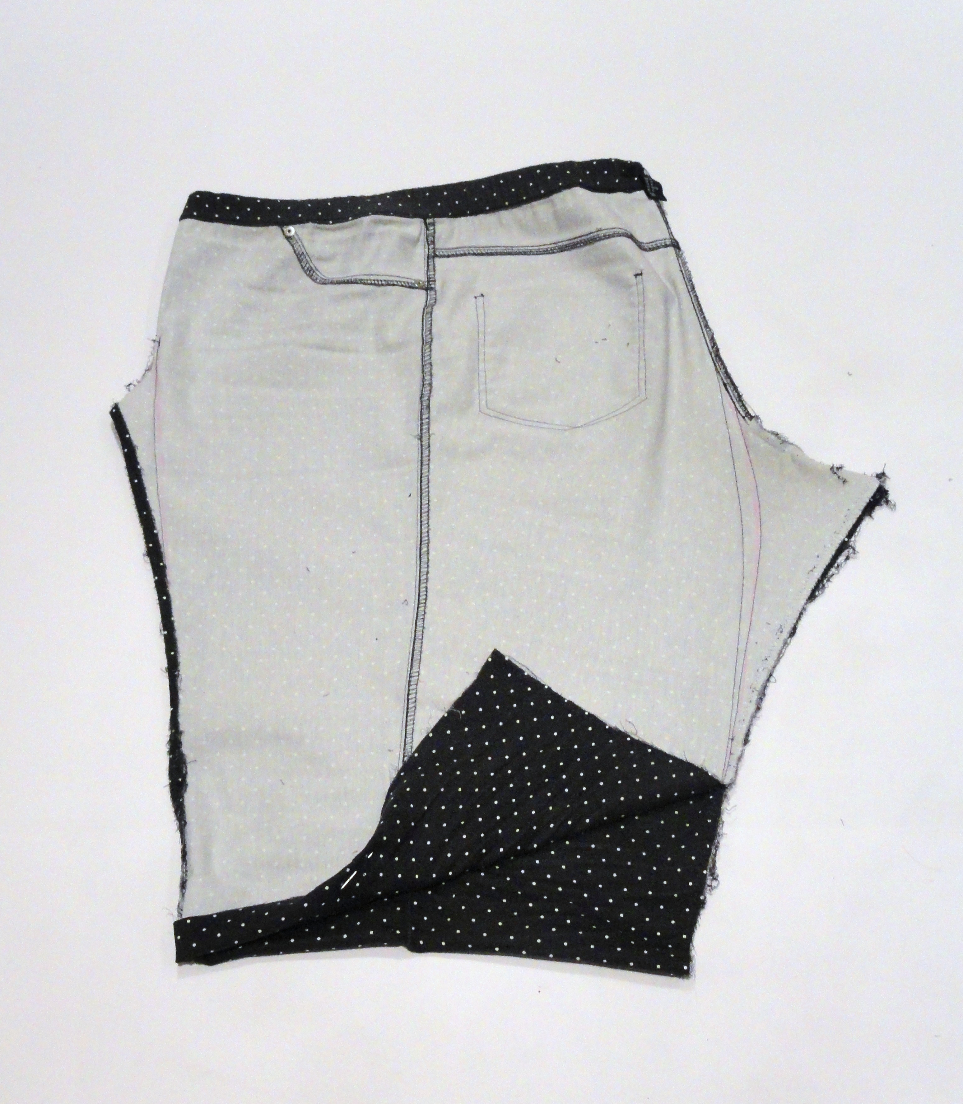 Cómo convertir un pantalón en una falda (SUPER FÁCIL) | La Pipería de New  York DIY